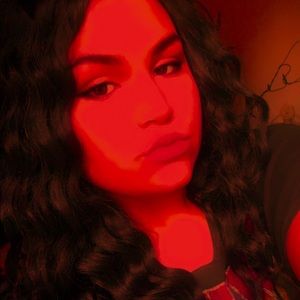 Meet your Posher, Brooke